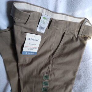 Dockers Easy Khaki 33 x 32